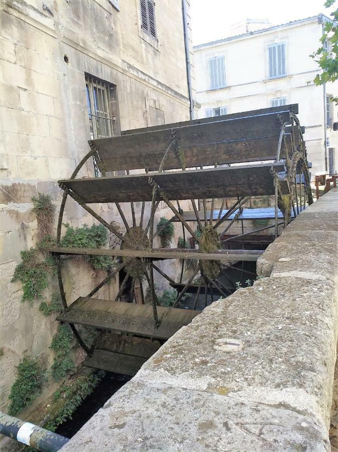 Au Coeur Du Centre Historique Avignon Exterior foto